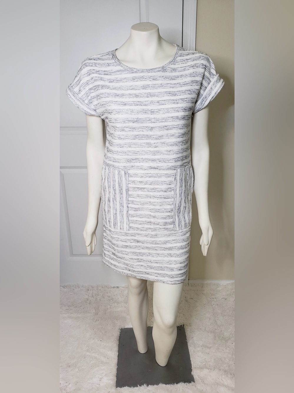 LOFT Outlet Textured Stripe Shift Dress Casual Pocket Knit Dress Size XSmall